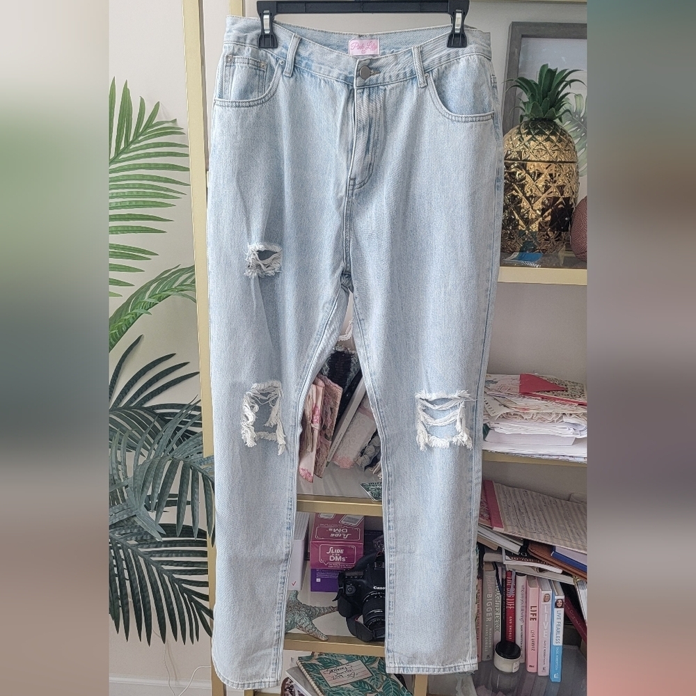 NWOT Pink Lily Boutique - Light Blue Distressed Straight Leg Jeans - Size 30